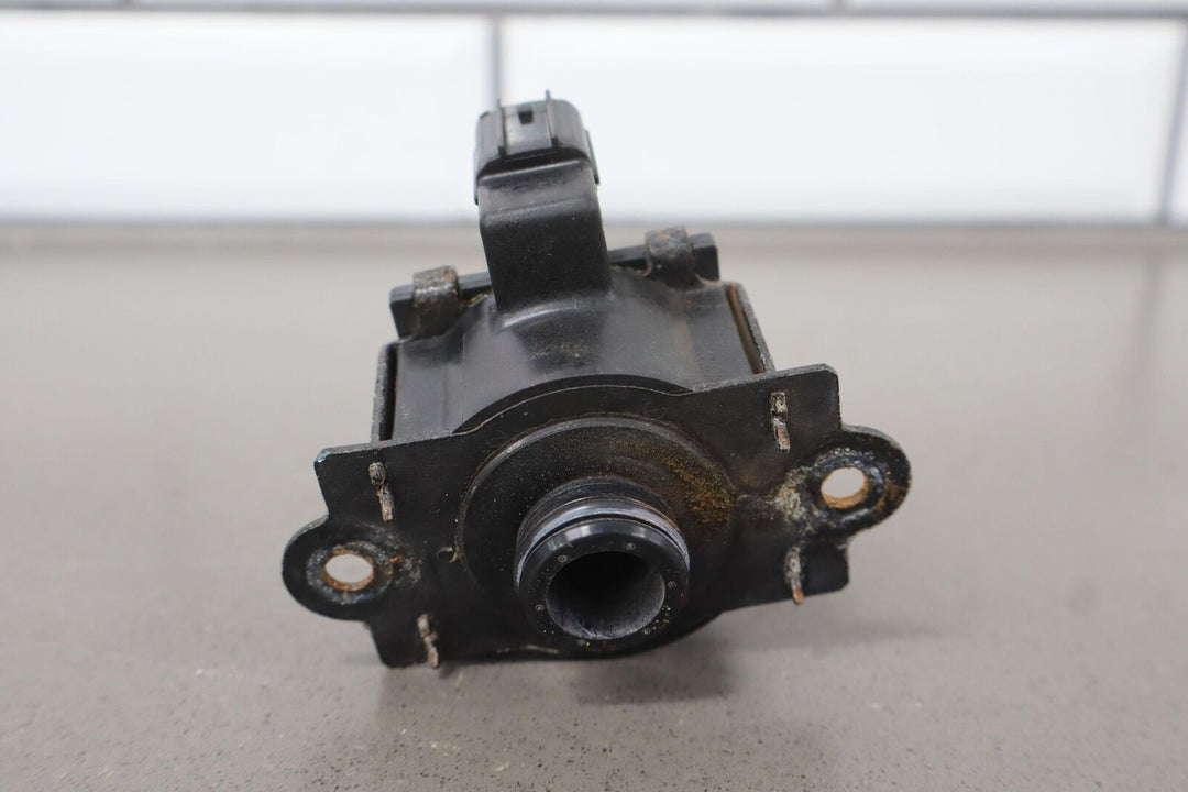 2000-2005 Honda S2000 Evap Canister Shut Off Valve 184600-9021