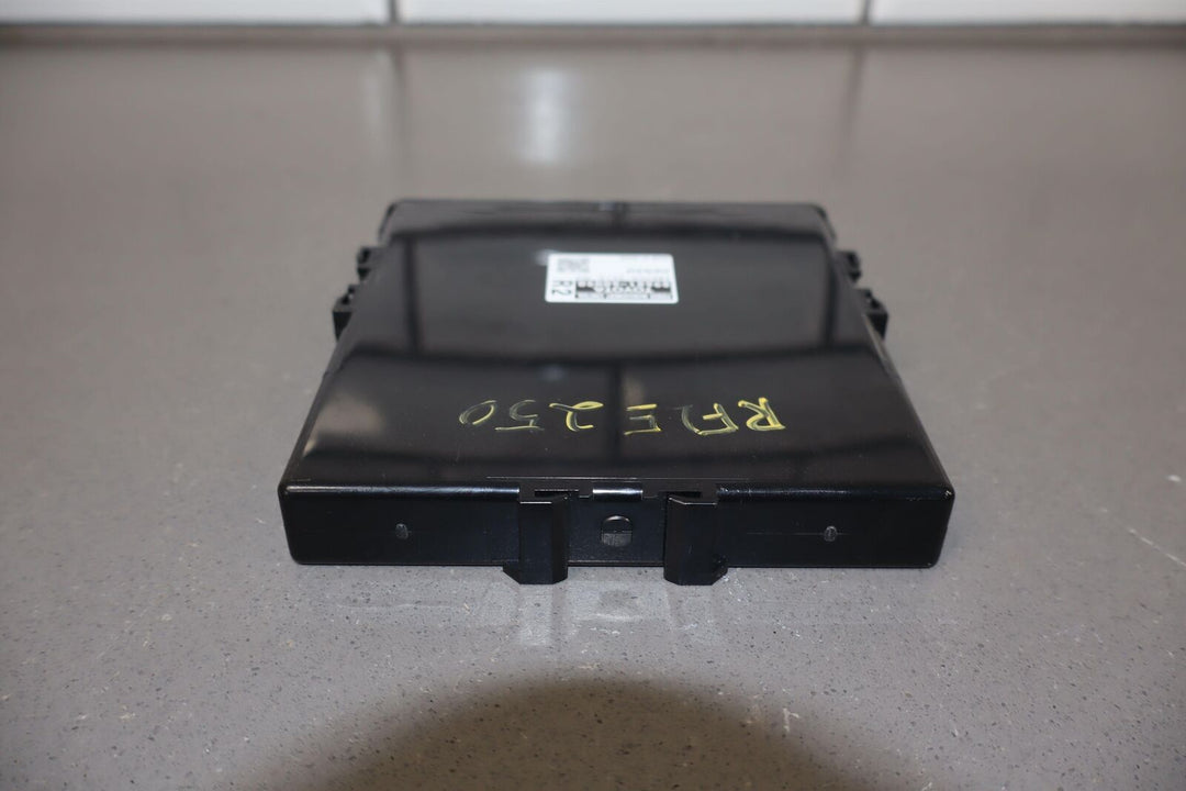 14-09 Lexus GX460 Power Management Control Module (89681-60090) OEM