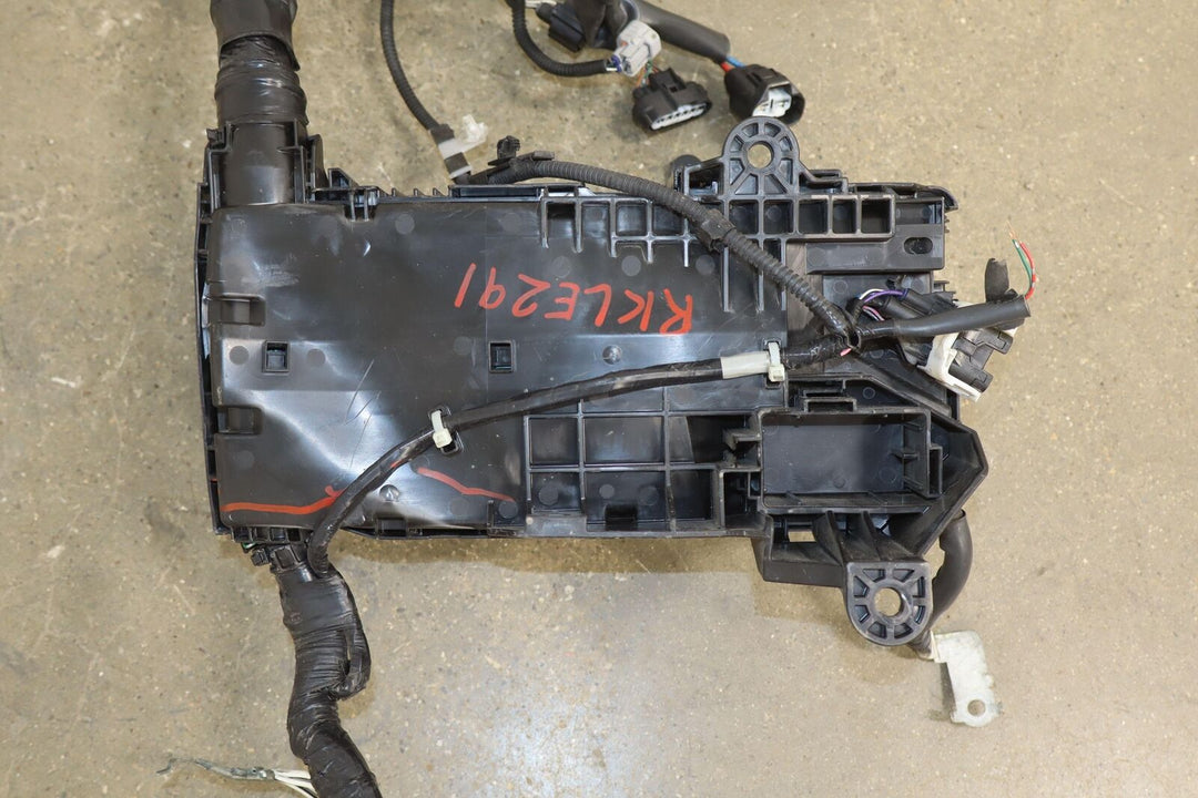 14-23 Lexus GX460 4.6L Engine Fuse Relay Junction Box W/Harness *Damage*