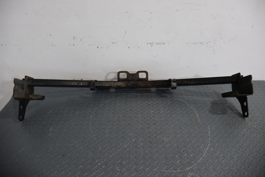 14-19 GMC Sierra Silverado OEM Rear Bumper Trailer Tow Towing Hitch (22777176)