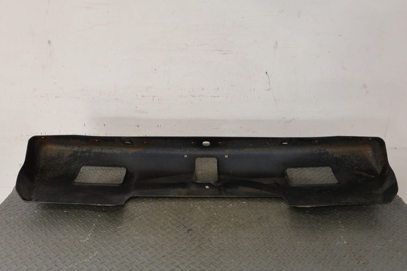 03-09 Hummer H2 Front Metal Bumper BARE (Black) Some Surface Abrasions