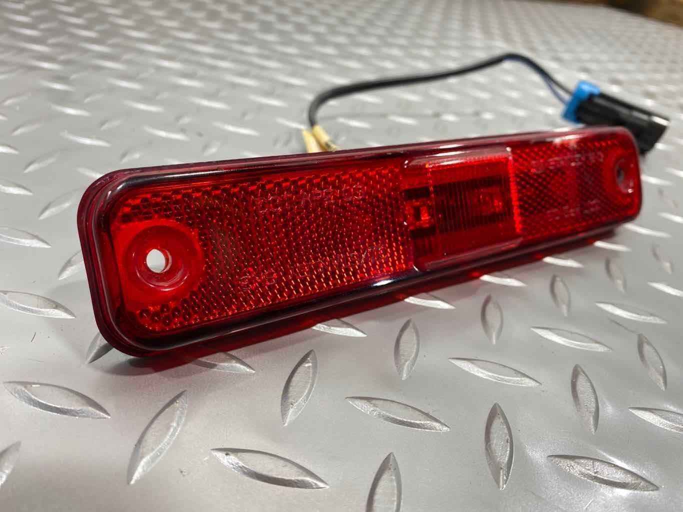 03-09 Hummer H2 Left LH Rear Red LED Side Marker Light/Lamp OEM Tested