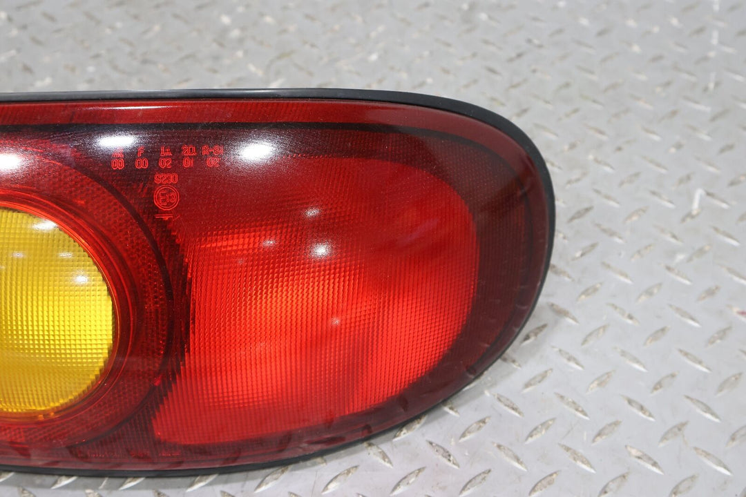 99-00 Mazda Miata Right RH OEM Tail Light Lamp (Tested) Clean Lens Solid Mount