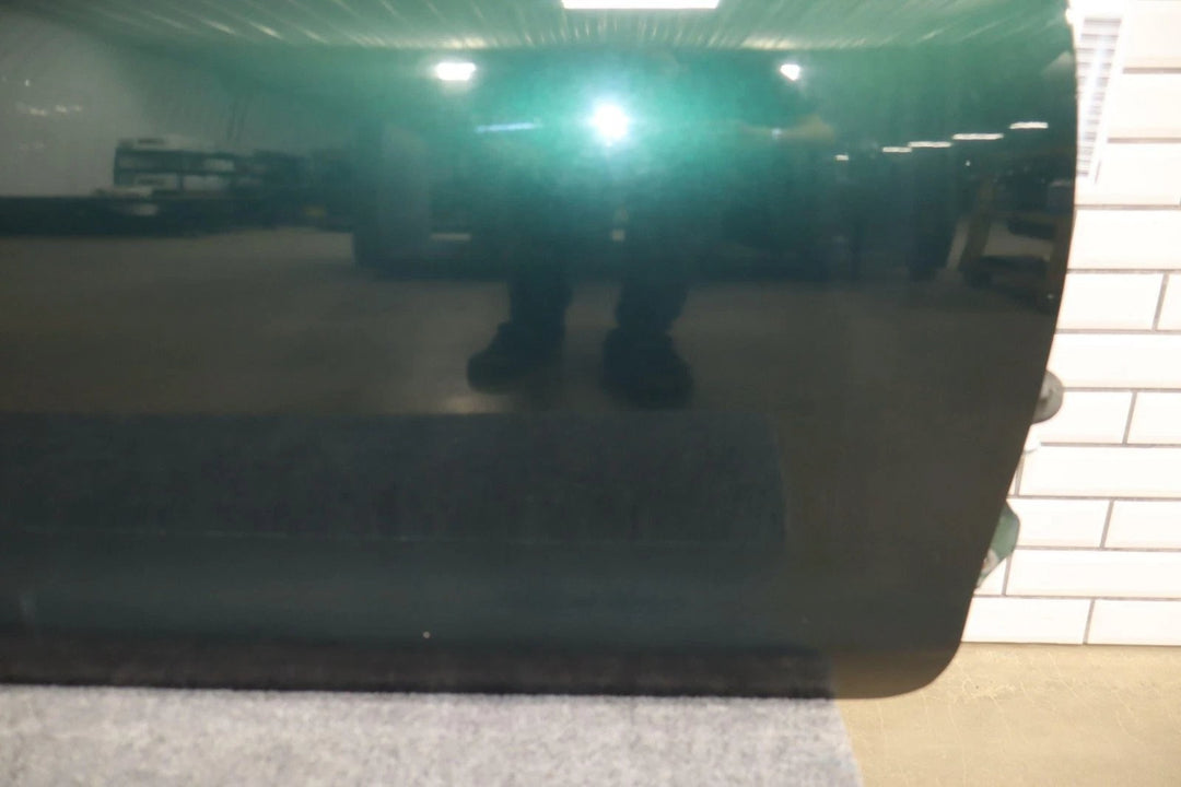 47318635