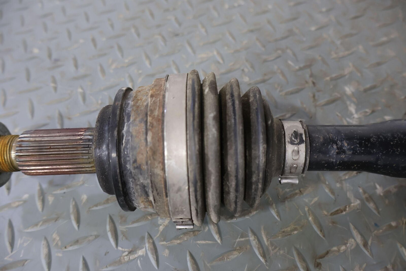 17-19 Fiat 124 Spider Rear Left LH Outer Axle Shaft (Manual Transmission) 65K