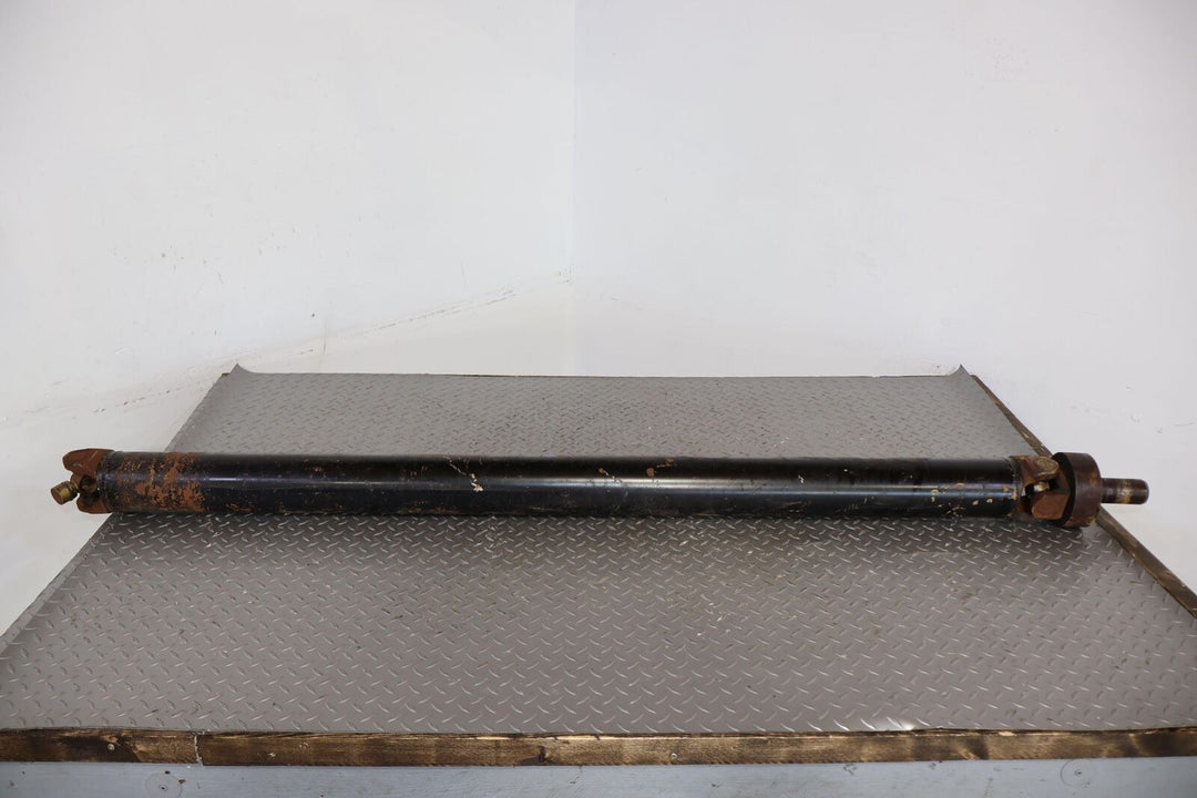 03-06 Chevy SSR Rear Steel Driveshaft (Auto Transmission) 70K Miles