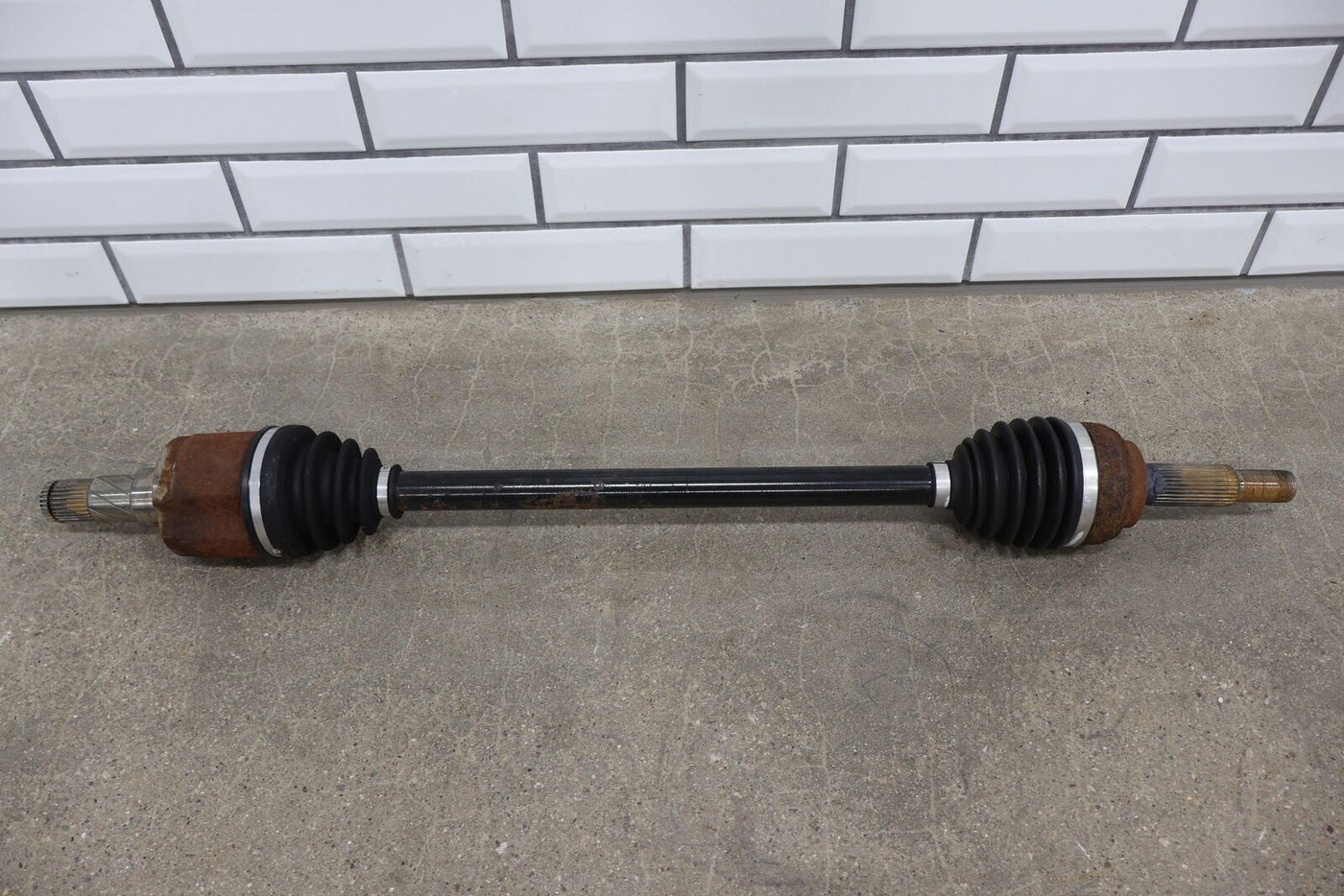 2015-2020 Tesla Model X Rear Right RH Axle Shaft (61K Miles) W/ Axle Nut