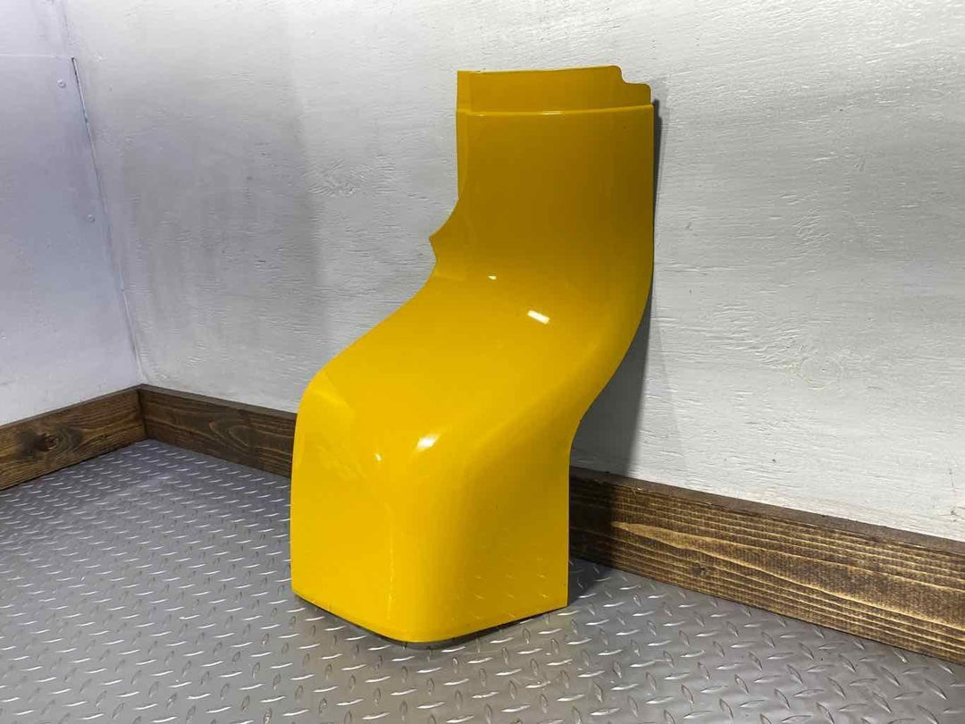 03-06 Chevy SSR LH Driver Front Rocker Moulding (Yellow Tintcoat 79U) Front Only