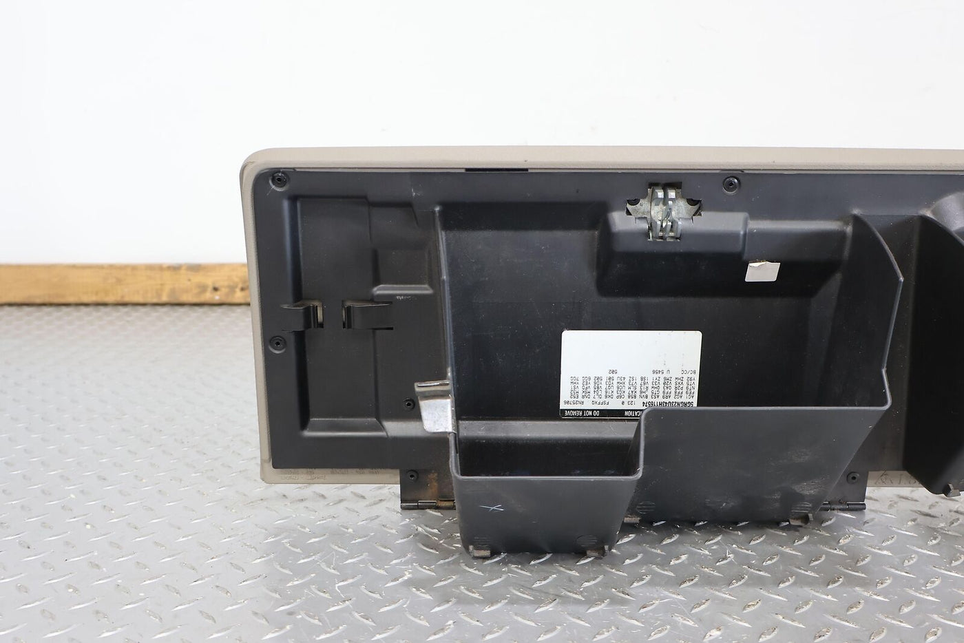 03-07 Hummer H2 Glove Box Door (Light Wheat 50i) Door Only