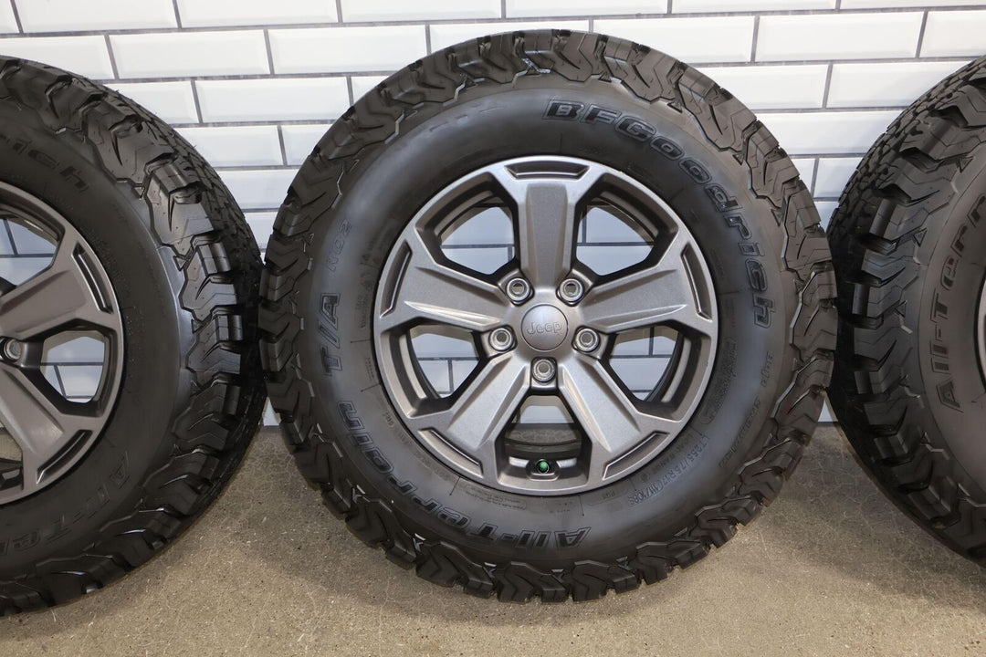 07-18 Jeep Wrangler Rubicon 17x7.5 OEM Wheels Set of 5 W/ BF Goodrich AT Tires