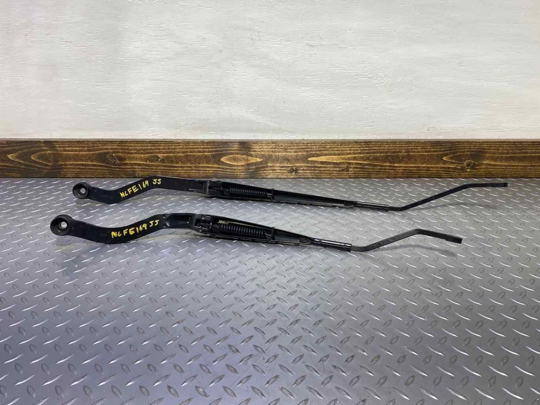 08-14 Ferrari California Pair Left & Right Wiper Arms (Black) Arms Only