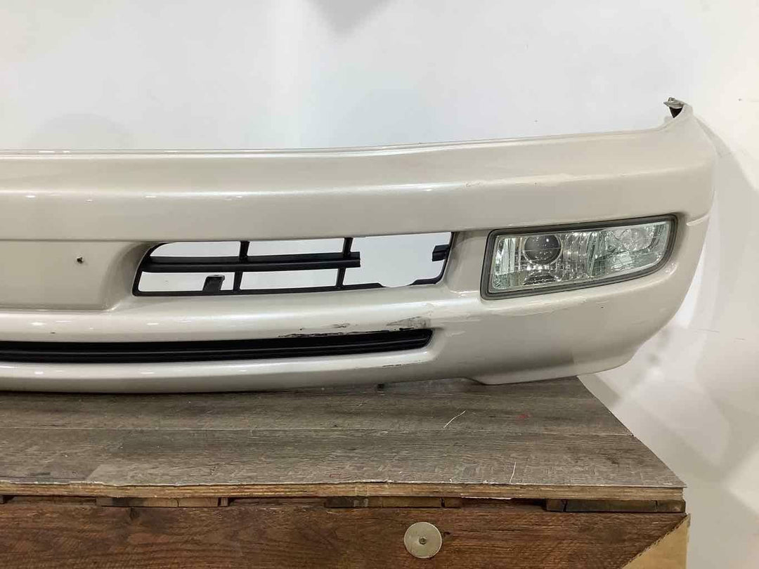 03-07 Lexus LX470 Front Bumper W/Fog & Signal Lights Sand Dollar Pearl (4R2)