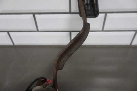 47284001