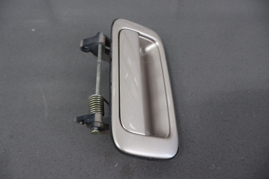 96-97 Lexus LX450 Land Cruiser Rear Left LH Exterior Door Handle (Beige 4M9)