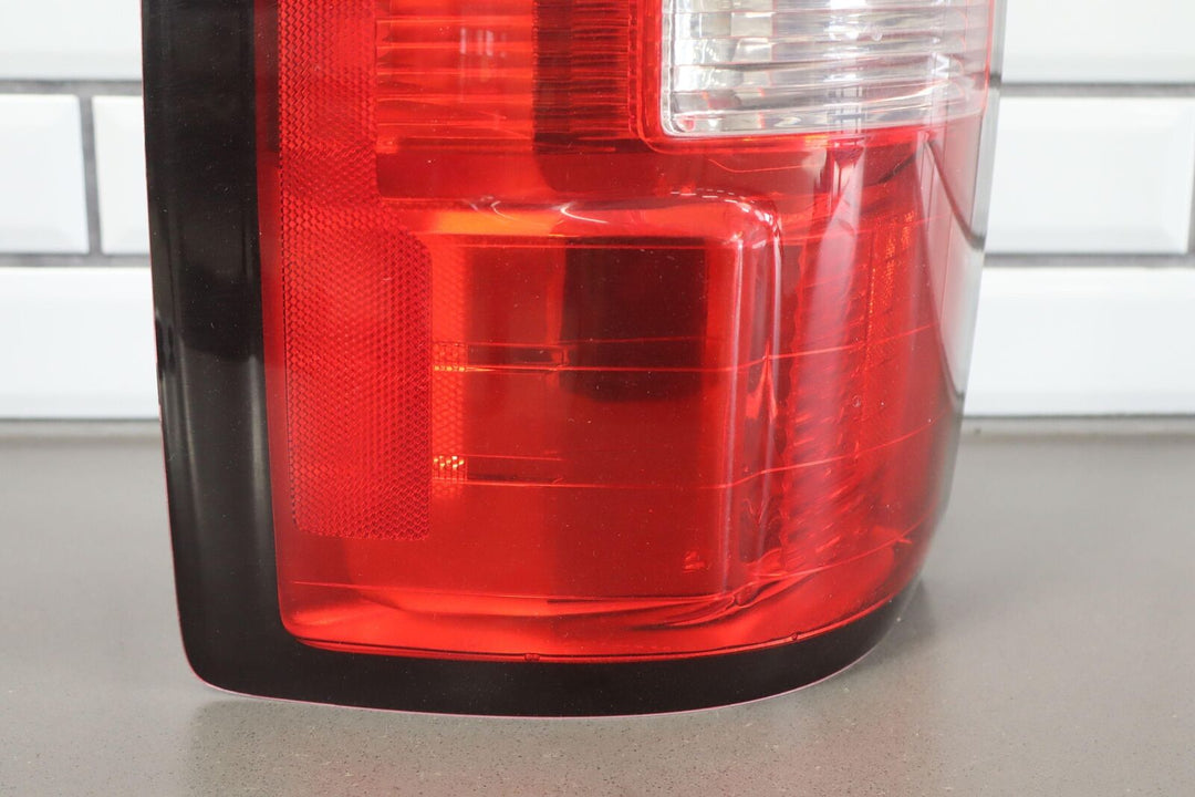 2014-2015 GMC Sierra Driver Left LH Tail Light Tail Lamp OEM