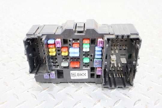 14-19 Chevy Silverado 1500 Right RH Cabin Fuse Box Complete OEM (Dash Mounted)