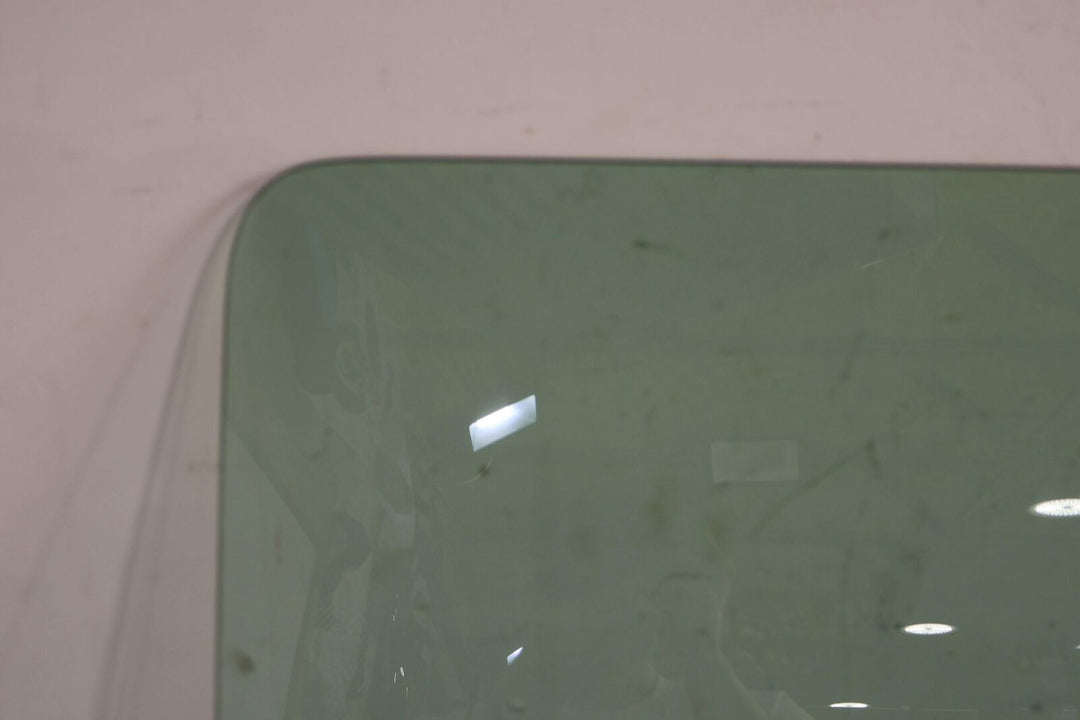 03-09 Hummer H2 Front Right RH Passenger Door Window Glass (Glass Only) OEM