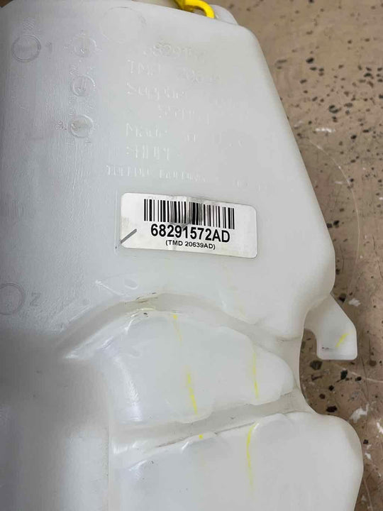 2019-2020 Ram 1500 Windshield Washer Fluid Reservoir W/ Motor OEM (68291572ad)