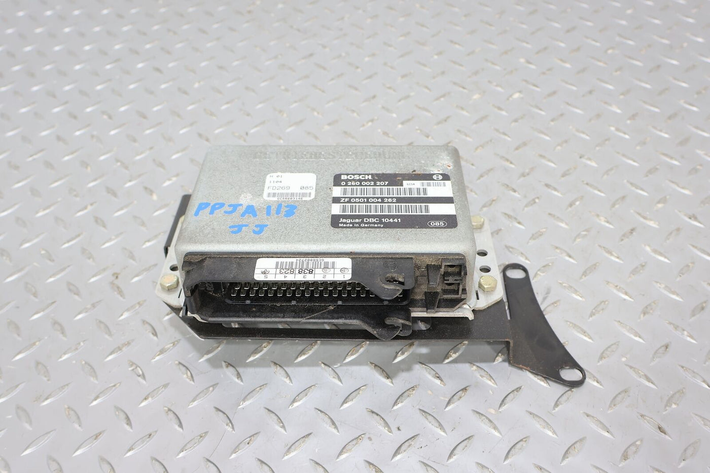 1993 Jaguar XJS Automatic Transmission Control Module (0 260 002 207)