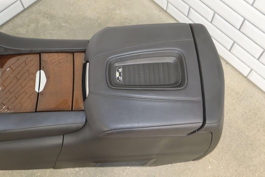 16-20 Cadillac Escalade Front Center Floor Console (Wireless Charging) Black OEM