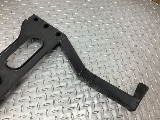 03-10 Bentley Continetal GT Radiator Support Bracket 3W0199521D