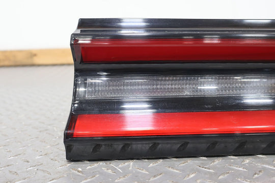 15-22 Dodge Challenger Left LH Quarter Panel Mounted LED Tail Light (Tested)