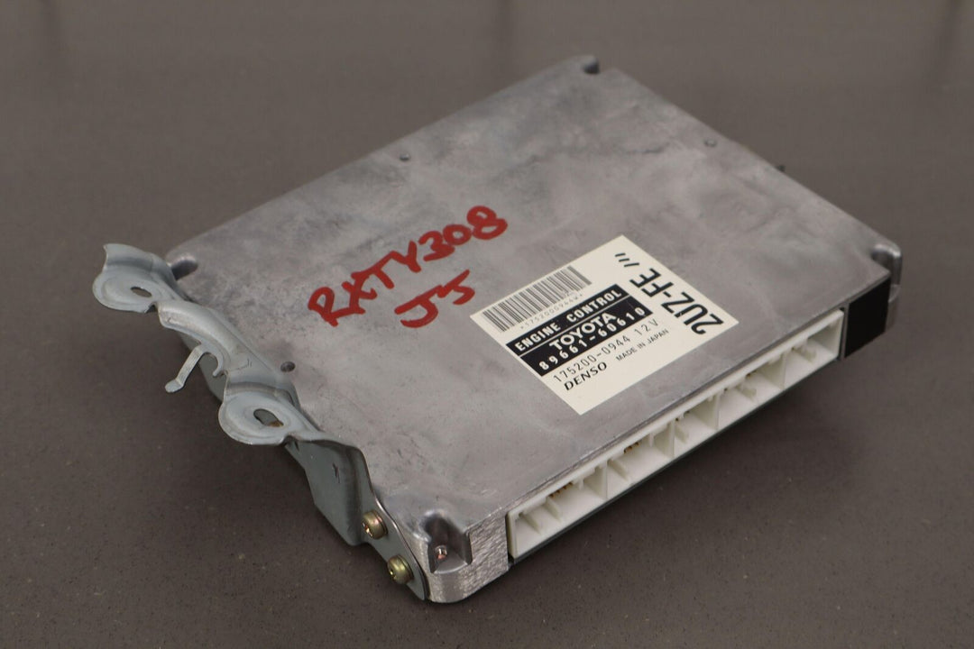 98-99 Toyota Land Cruiser / LX470 Engine Control Module ECU (Thru 2/99 2UZFE)