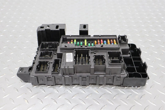 18-20 Ford Mustang GT Coupe Multifunction Junction Box Fuse (JR3T-15604 HFF)