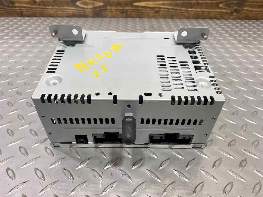 16-17 Mustang Radio Stero Receiver AM/FM/CD OEM (hr3t-19c107-dc) Tested