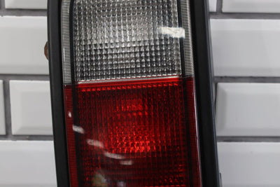 05-09 Hummer H2 Right Passenger Tail Light Lamp OEM (SUV) Tested Quarter Mounted