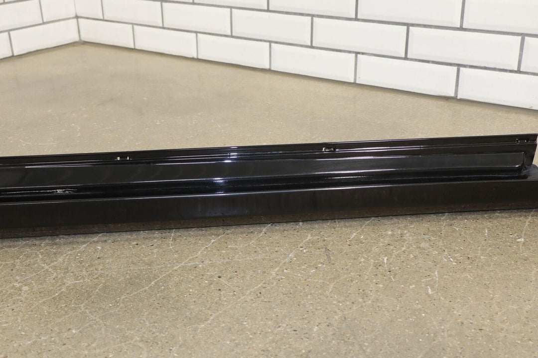 2021-2024 Tesla Model S Passenger Right Rocker Molding / Side Skirt (Black SOLB)