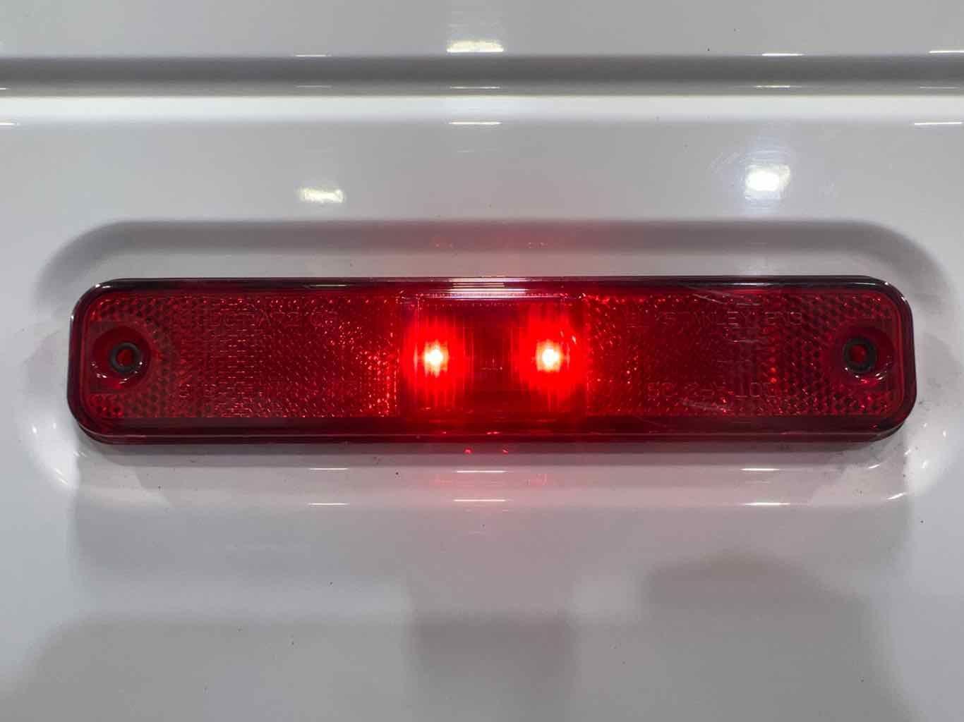 03-09 Hummer H2 Right RH Rear Red LED Side Marker Light / Lamp OEM (Tested)