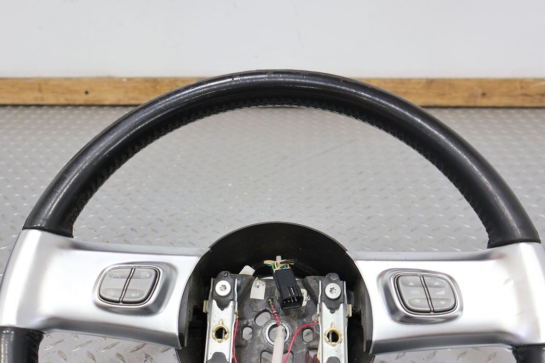 03-06 Chevy SSR Driver Leather Steering Wheel W/Switches (Black/Satin)