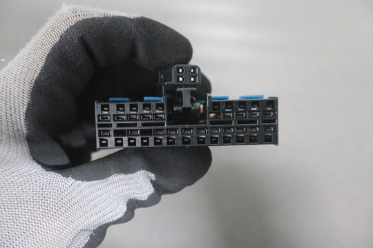 47353106