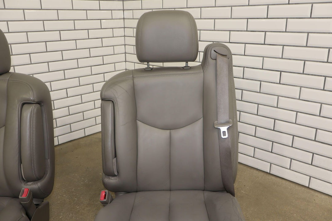 03-06 GMC Sierra/Silverado/Tahoe/Yukon Leather Heated Front Seats (Pewter 922)