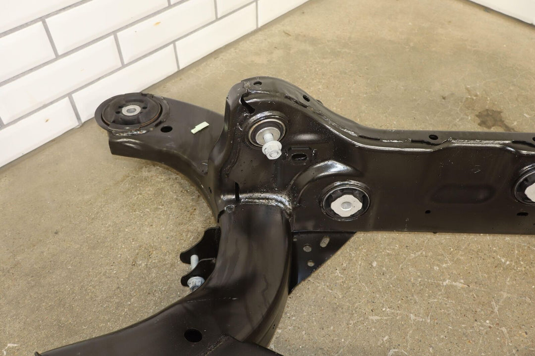 2017-2023 Dodge Challenger Hellcat Rear Crossmember Cradle Subframe 3k Miles