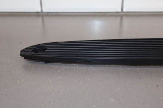 97-04 Chevy Corvette C5 Center Dash Defrost Vent OEM (Black)