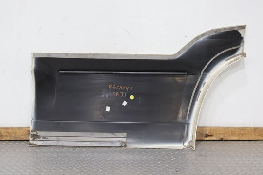 02-06 Cadillac Escalade Rear Right R Door Moulding (White Diamond 98U) Short WB