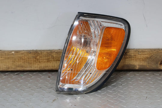 98-05 Toyota Land Cruiser Front Left LH Bumper Turn Signal Park Light Lamp OEM