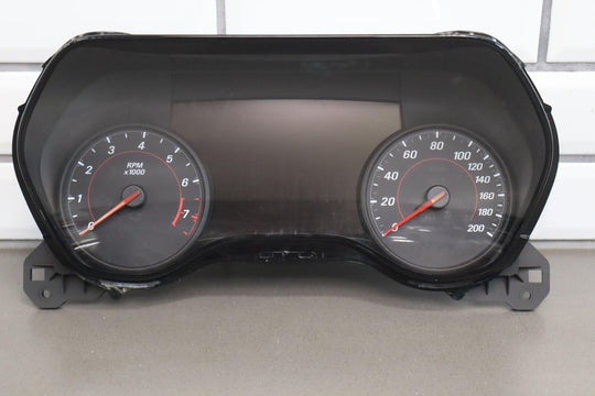 17-18 Chevy Camaro Speedometer Instrument Cluster (Opt UMN) OEM 84211119 Tested