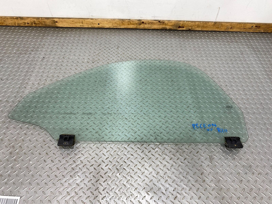 03-06 Chevy SSR Front Right RH Passenger Door Window Glass (Glass Only)