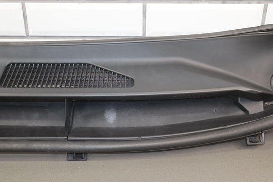 14-21 Lexus GX460 Front Center Cowl Vent Panel W/Seal (Textured Black) See Notes