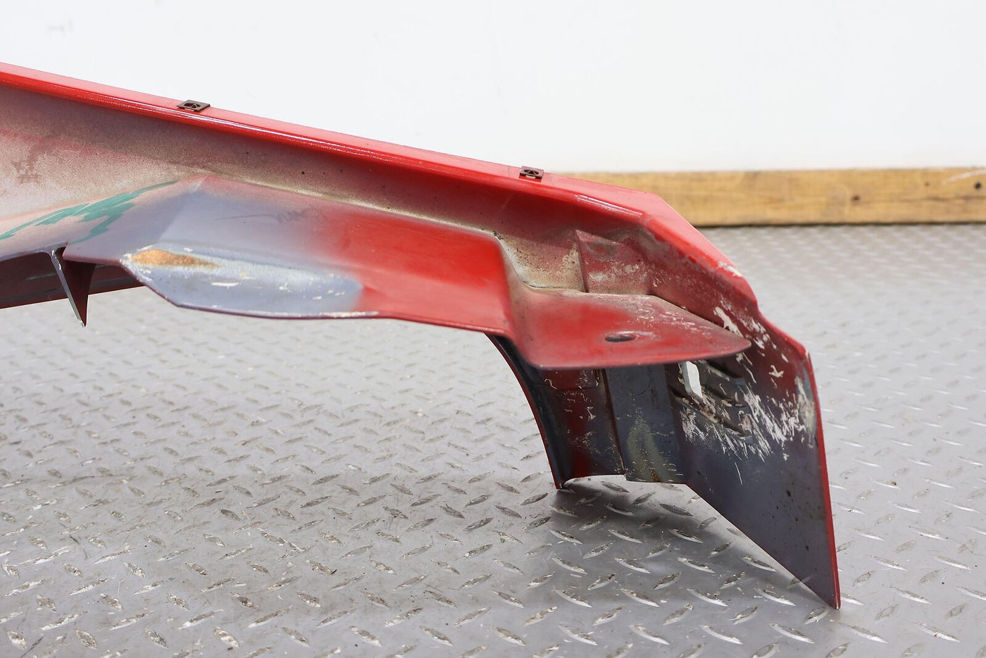 03-09 Hummer H2 Left LH OEM Front Fender Bare (Victory Red 43U) See Notes