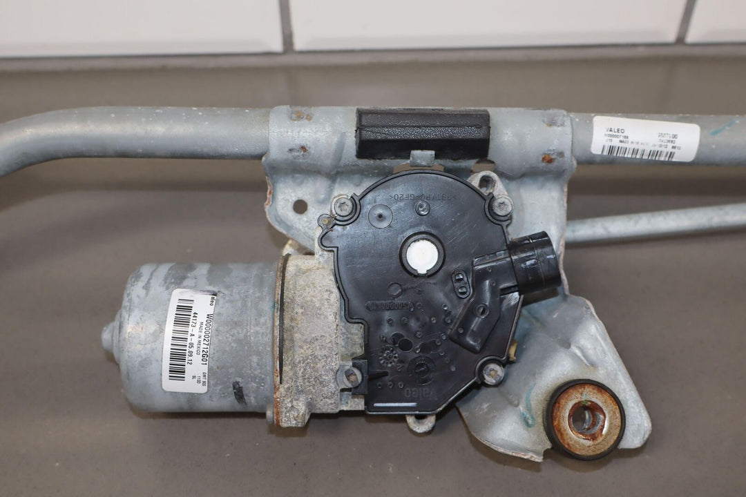 07-13 Chevy Silverado Windshield Wiper Motor with Linkage/Transmission OEM