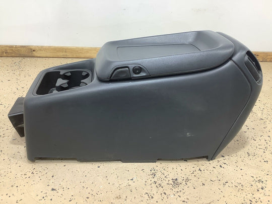 02 Chevy Avalanche Floor Console W/ Lid & Cupholder (Graphite 12I) See Notes