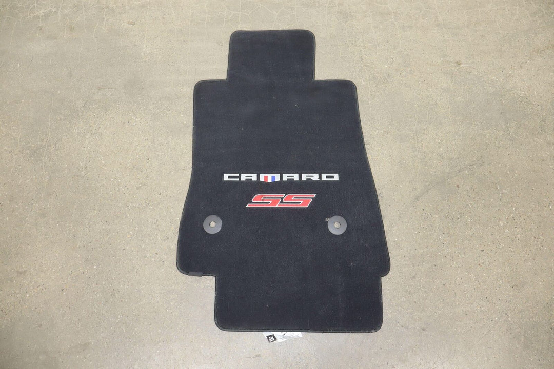 16-23 Chevy Camaro SS Convertible Pair of OEM Carpeted Floor Mats Embossed Black