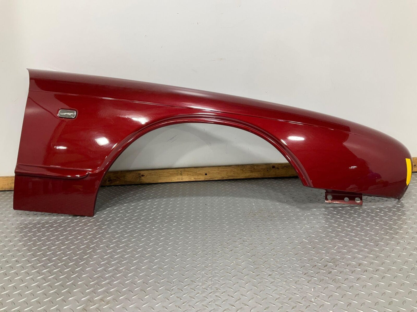 98-03 Jaguar XJ8 Right RH Passenger Fender (Carnival Red CCG) Dented See Notes