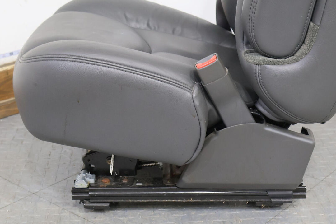 03-06 Chevy Avalanche Front Right Leather Power Seat (Dark Charcoal 692) Tested