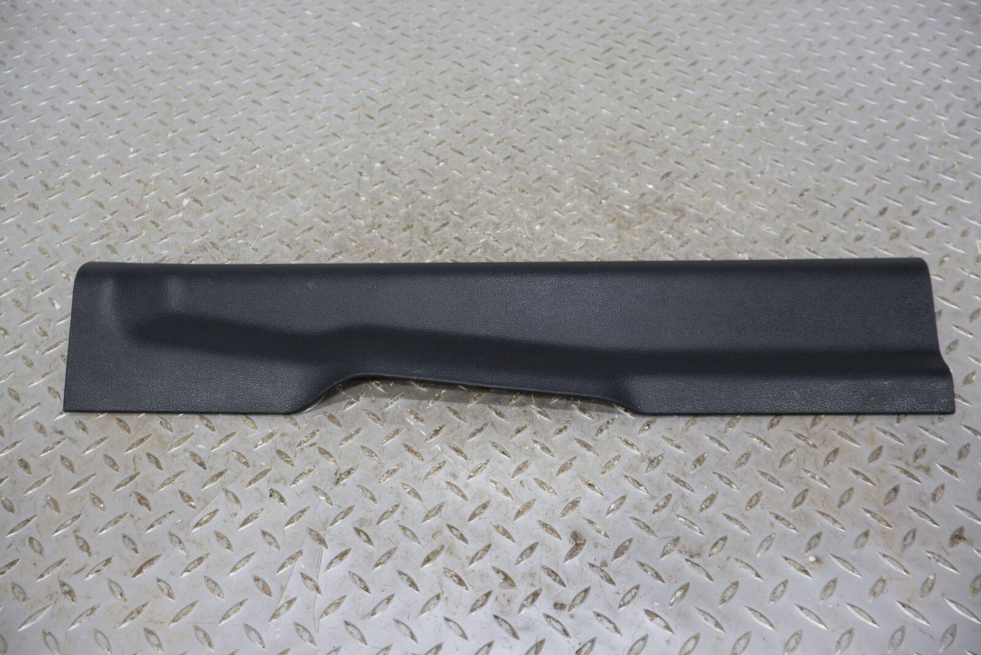 15-17 Ford Mustang Pair LH&RH Inner Door Sill Plates (Ebony W1) See Photos