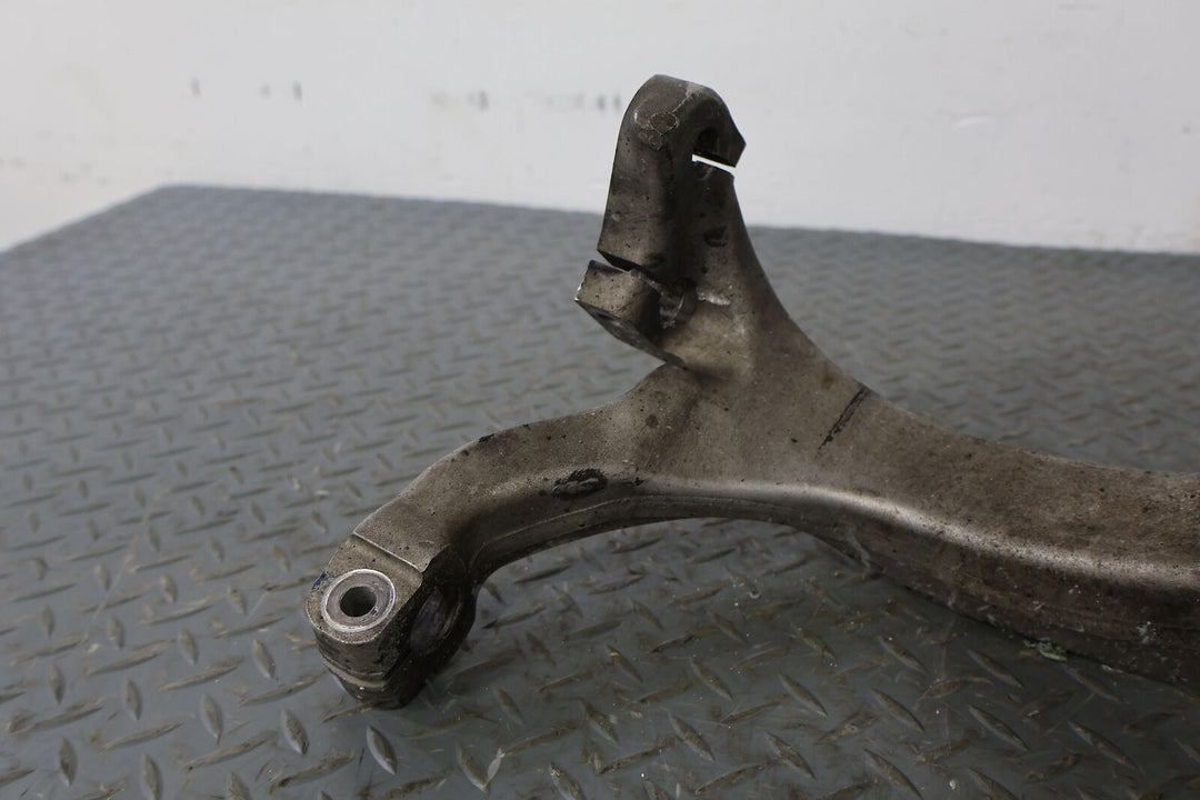 06-12 Bentley Flying Spur Front Right RH Spindle Knuckle W/ Hub (134K Miles)